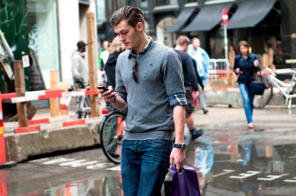 Walking while using smartphone